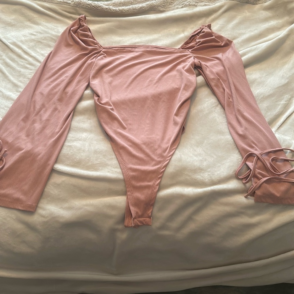 PINK SHEIN LONG SLEEVE BODYSUIT LARGE